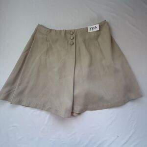 Vintage 90s CT Studio‎ Beige Covered Button Wrap Skort Mini Shorts Office Siren⁠